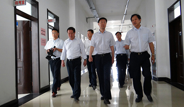 点击图片可在新窗口打开 600×350